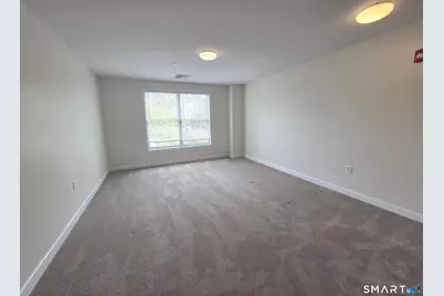 1 Birch Drive #36, Stamford, CT 06902 - Photo 5