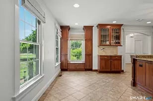 92 Thornwood Rd, Stamford, CT 06903 - Photo 5