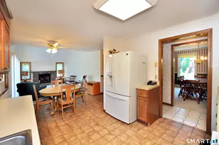 17 Carpenter Ln, Windsor, CT 06095 - Photo 7