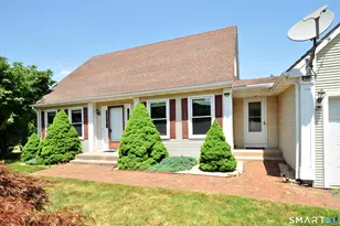 17 Carpenter Ln, Windsor, CT 06095 - Photo 3