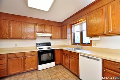 17 Carpenter Lane, Windsor, CT 06095 - Photo 9