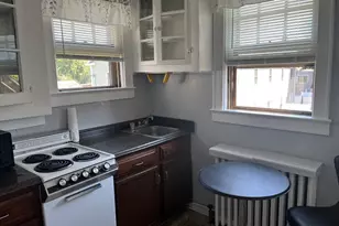 25 Woodrow St, Stamford, CT 06902 - Photo 3