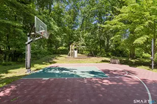 10 Ferris Rd, Newtown, CT 06470 - Photo 39