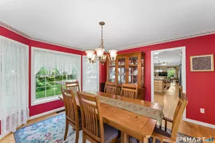 10 Ferris Rd, Newtown, CT 06470 - Photo 11