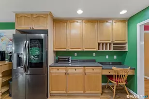 10 Ferris Rd, Newtown, CT 06470 - Photo 15