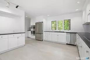 57 Grouse Ln, Woodbridge, CT 06525 - Photo 7