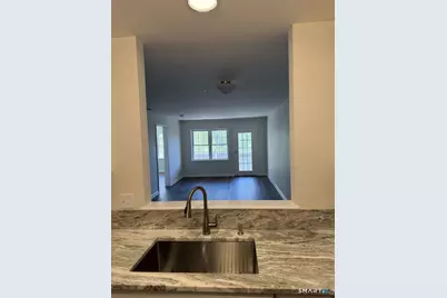 75 Washington Avenue #7-305, Hamden, CT 06518 - Photo 3