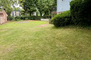 20 Crisci Pl, East Haven, CT 06512 - Photo 3