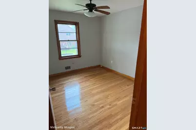 20 Crisci Place, East Haven, CT 06512 - Photo 5