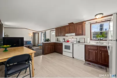 15 Pine Street, East Windsor, CT 06088 - Photo 7