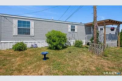 15 Pine Street, East Windsor, CT 06088 - Photo 1