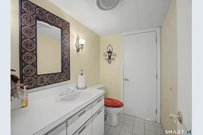 40 Ferncliff Drive, West Hartford, CT 06117 - Photo 19
