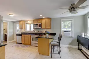 137 Green Rd, Manchester, CT 06042 - Photo 3