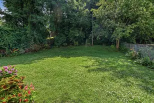 53 Maple St, Meriden, CT 06451 - Photo 33