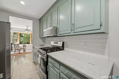 1325 Farmington Avenue #7, Bristol, CT 06010 - Photo 7