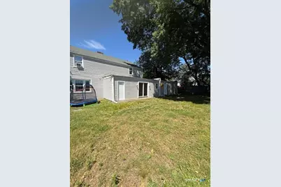 125 High Ridge Drive, Bridgeport, CT 06606 - Photo 9