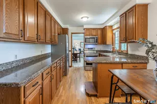 135 Walnut Tree Hill Rd, Shelton, CT 06484 - Photo 11
