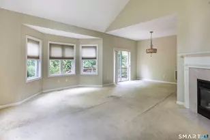 194 Summerfield Gardens, Shelton, CT 06484 - Photo 5