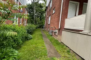 483 Edgewood St, Hartford, CT 06112 - Photo 39