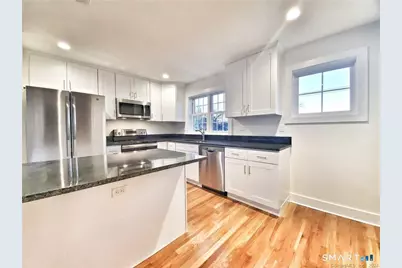 30 Ferris Avenue #B8, Norwalk, CT 06854 - Photo 1