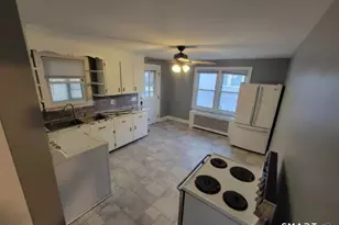 307 Hill St, Waterbury, CT 06704 - Photo 7