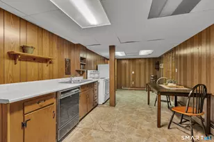 41 Blodgett Roy Dr, New Britain, CT 06053 - Photo 33