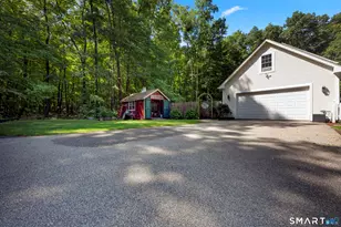 391 Squaw Hollow Rd, Ashford, CT 06278 - Photo 33