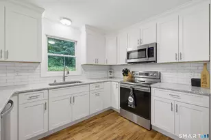 18 Vale Rd, Brookfield, CT 06804 - Photo 5