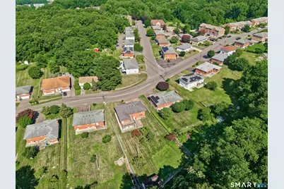 134 Judith Lane, Waterbury, CT 06704 - Photo 35