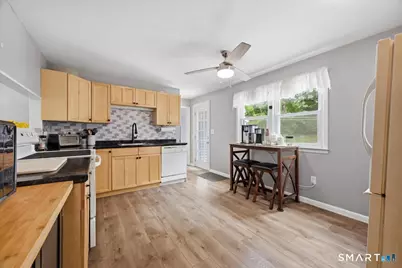 87 James Street, Colchester, CT 06415 - Photo 5