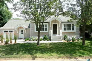 8 Lawson Dr, Madison, CT 06443 - Photo 1