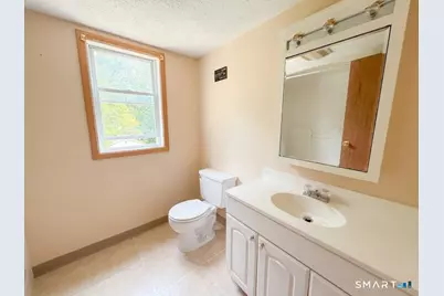 12 Arbutus Street, East Hartford, CT 06108 - Photo 9