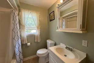 12 Arbutus St, East Hartford, CT 06108 - Photo 5