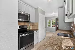 131 Clay Hill Rd, Stamford, CT 06905 - Photo 5