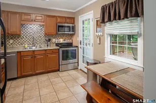 96 Barrack Hill Rd, Ridgefield, CT 06877 - Photo 9