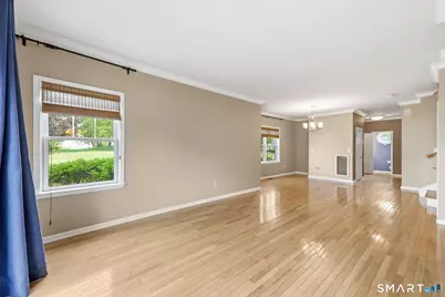 19 Turnberry Lane #19, Bloomfield, CT 06002 - Photo 11