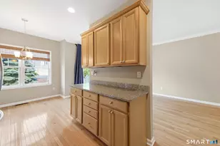 19 Turnberry Ln, Bloomfield, CT 06002 - Photo 17