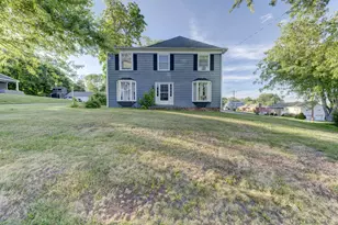 743 Elm St, Rocky Hill, CT 06067 - Photo 1