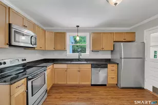 10 Highland Dr, Clinton, CT 06413 - Photo 9