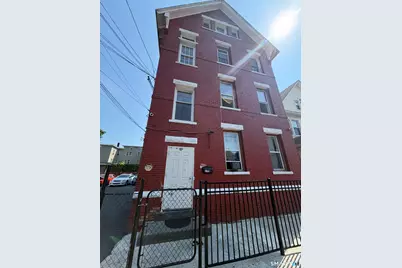 178 Clarence Street #2, Bridgeport, CT 06608 - Photo 1