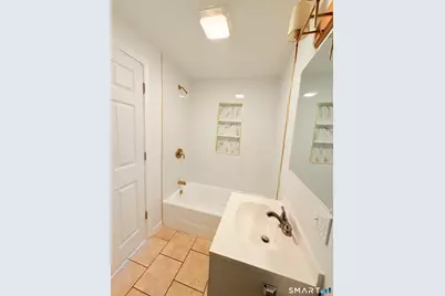 8 Locust Street #1, New Britain, CT 06051 - Photo 7