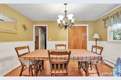 82 Crown Street, Trumbull, CT 06611 - Photo 15