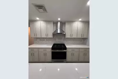 82 Crown Street, Trumbull, CT 06611 - Photo 13