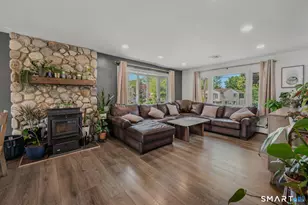 11 Savi Ave, Waterford, CT 06385 - Photo 5