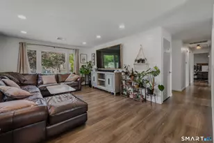 11 Savi Ave, Waterford, CT 06385 - Photo 7