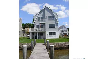 21 Atlantic Ave, Groton, CT 06340 - Photo 1