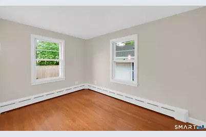 21 Spier Avenue, Enfield, CT 06082 - Photo 19
