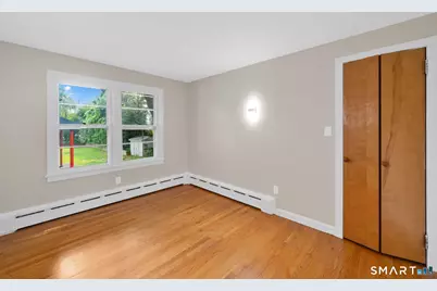 21 Spier Avenue, Enfield, CT 06082 - Photo 15