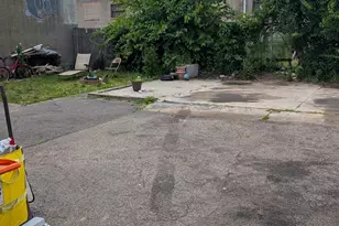 172 Hanover St, Bridgeport, CT 06604 - Photo 21