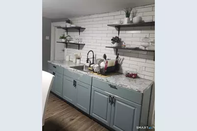 172 Hanover Street, Bridgeport, CT 06604 - Photo 13